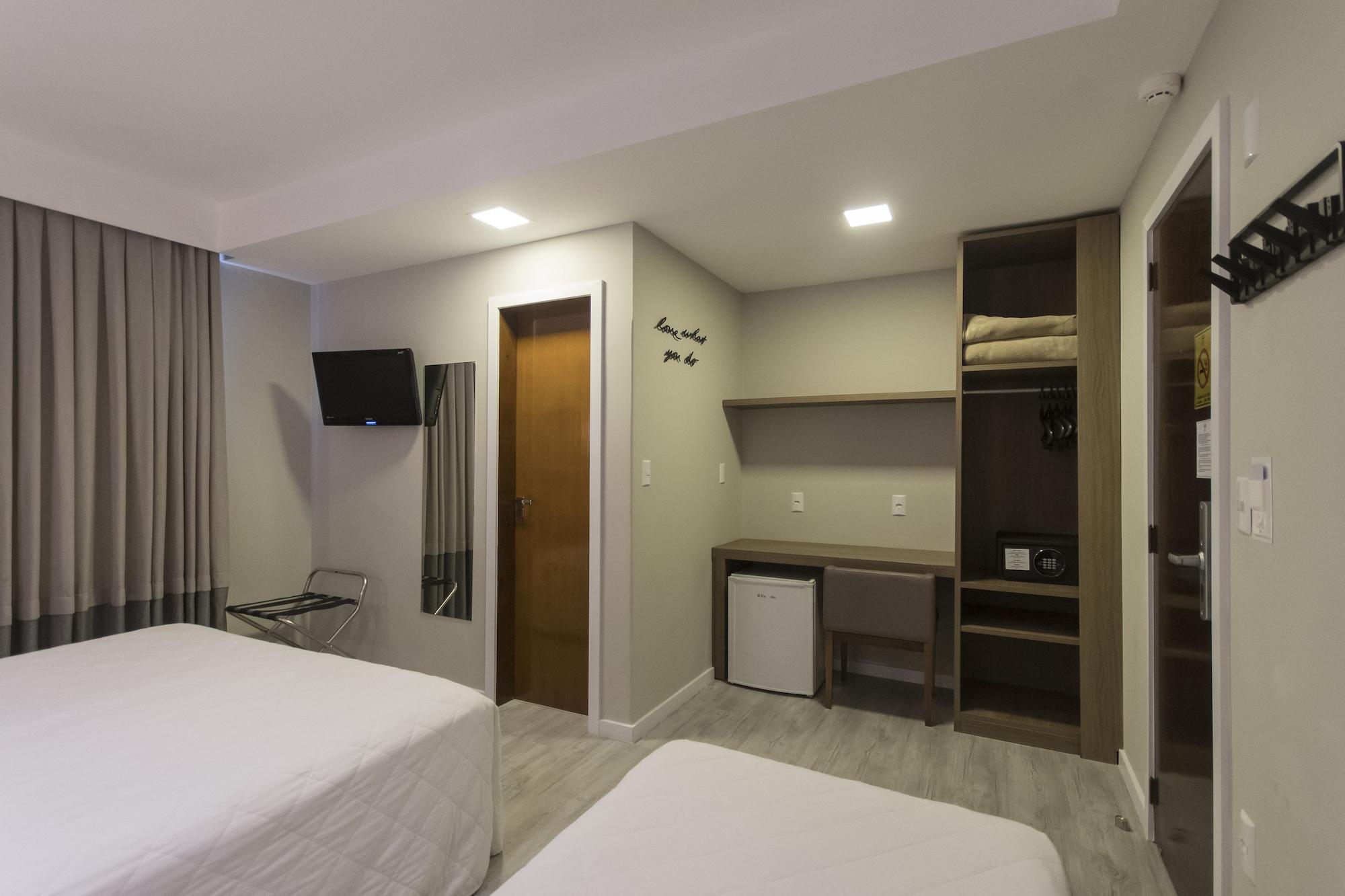 Hotel Melo Balneario Camboriu Exterior photo